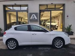 Bianco Usata 2016 Alfa Romeo Giulietta Distinctive Tre volumi | 9990 € (Buon prezzo)