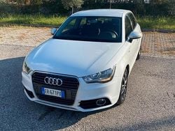Bianco Usata 2013 Audi A1 Sportback Sport Due volumi | 8500 € (Ottimo prezzo)
