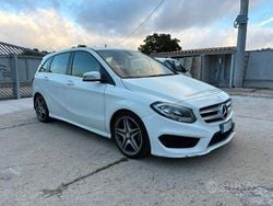 Bianco Usata 2014 Mercedes B200 AMG Monovolume | 13.900 €