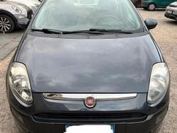 Grigio Usata 2011 Fiat Punto Evo Due volumi | 3800 € (Buon prezzo)