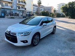 Bianco Usata 2014 Citroën DS4 Chic Due volumi | 5350 € (Super prezzo)