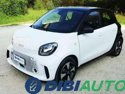 Bianco metallizzato Usata 2020 Smart ForFour Electric Drive Passion Due volumi | 11.900 € (Buon prezzo)