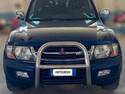 Blu Usata 2005 Mitsubishi Pajero SUV | 10.000 €