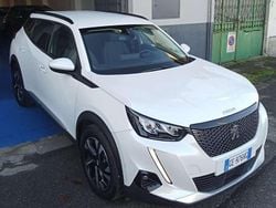 Bianco Usata 2021 Peugeot 2008 Allure SUV | 14.990 € (Buon prezzo)