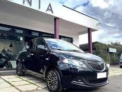 Nero vulcano Usata 2023 Lancia Ypsilon Gold Due volumi | 10.990 € (Ottimo prezzo)