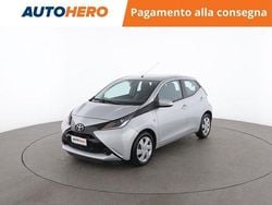 Argento Usata 2017 Toyota Aygo X-play Due volumi | 12.199 € (Cara)