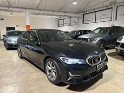 Nero Usata 2019 BMW 320 Luxury Line Tre volumi | 22.990 € (Ottimo prezzo)