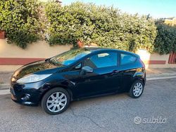 Nero Usata 2009 Ford Fiesta Due volumi | 2000 € (Super prezzo)