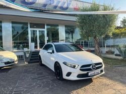 Bianco Usata 2021 Mercedes A180 Premium Tre volumi | 24.000 € (Super prezzo)