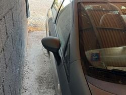 Grigio Usata 2015 Fiat Grande Punto Due volumi | 2500 € (Super prezzo)