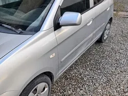 Usata 2006 Kia Picanto 2 Due volumi | 2000 € (Buon prezzo)