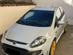 Usata 2011 Abarth Punto Evo Due volumi | 13.000 € (Cara)