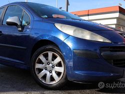 Blu Usata 2007 Peugeot 207 Tre volumi | 2500 € (Buon prezzo)
