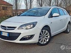 Bianco Usata 2014 Opel Astra Station wagon | 5000 € (Buon prezzo)