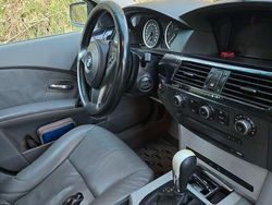 Nero Usata 2005 BMW 530 Efficient Dynamics Station wagon | 5700 € (Buon prezzo)