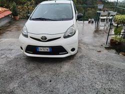 Bianco Usata 2012 Toyota Aygo Due volumi | 4300 €