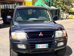 Usata 2001 Mitsubishi Pajero SUV | 7900 € (Cara)