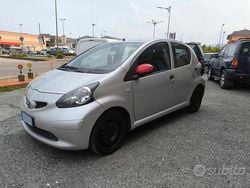 Grigio Usata 2007 Toyota Aygo Due volumi | 3250 € (Buon prezzo)