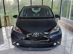 Grigio Usata 2015 Toyota Aygo X-clusiv Due volumi | 6300 € (Ottimo prezzo)