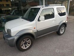 Bianco Usata 2011 Suzuki Jimny SUV | 12.000 € (Buon prezzo)
