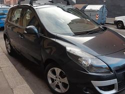 Grigio Usata 2011 Renault Scénic III Monovolume | 3500 € (Buon prezzo)