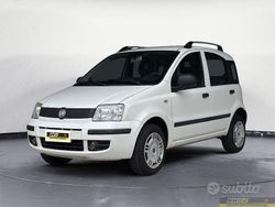 Usata 2012 Fiat Panda Classica Tre volumi | 4300 € (Buon prezzo)