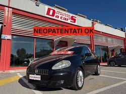 Nero Usata 2007 Fiat Grande Punto Emotion Due volumi | 2500 € (Buon prezzo)