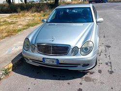Usata 2005 Mercedes E280 Elegance Tre volumi | 4500 €