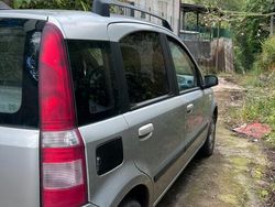 Grigio Usata 2005 Fiat Panda Due volumi | 4000 € (Buon prezzo)