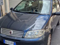 Usata 2010 Fiat Punto Due volumi | 2500 € (Buon prezzo)