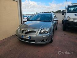 Grigio Usata 2008 Toyota Corolla Verso Monovolume | 2600 € (Ottimo prezzo)