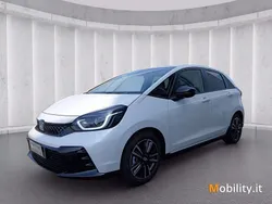 Platinum white Nuova 2024 Honda Jazz Sport Due volumi | 25.900 € (Buon prezzo)