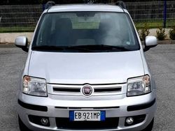 Grigio Usata 2010 Fiat Panda Emotion Due volumi | 3800 € (Buon prezzo)