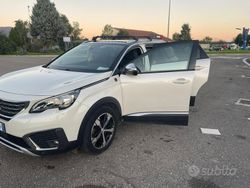 Bianco Usata 2018 Peugeot 5008 Crossway Monovolume | 19.999 € (Molto cara)