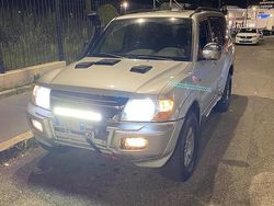 Arancione Usata 2003 Mitsubishi Pajero SUV | 8500 €