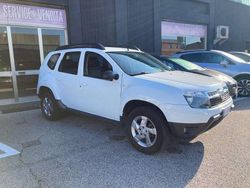 Bianco Usata 2013 Dacia Duster Lauréate SUV | 5900 € (Cara)