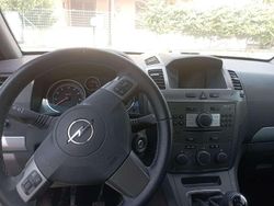 Nero Usata 2008 Opel Zafira Cosmo Monovolume | 3200 € (Ottimo prezzo)