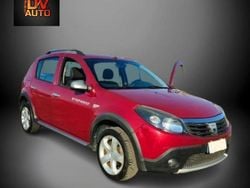 Rosso Usata 2009 Dacia Sandero Stepway Tre volumi | 5499 € (Cara)