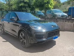 Usata 2022 Porsche Cayenne Platinum Edition SUV | 85.000 € (Molto cara)