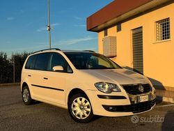 Bianco Usata 2008 VW Touran Monovolume | 2899 €