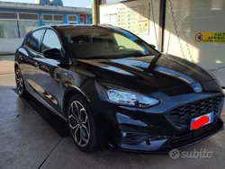 Nero Usata 2021 Ford Focus Active Tre volumi | 18.000 € (Ottimo prezzo)
