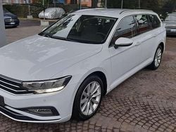 Bianco Usata 2023 VW Passat Station wagon | 25.650 € (Ottimo prezzo)