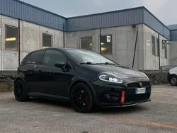 Usata 2009 Abarth Grande Punto Due volumi | 9500 € (Buon prezzo)