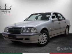 Usata 1997 Mercedes C180 Elegance Tre volumi | 2900 € (Buon prezzo)