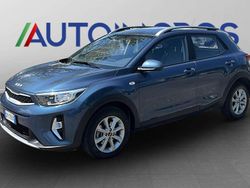Azzurro Usata 2023 Kia Stonic Urban SUV | 14.190 € (Buon prezzo)