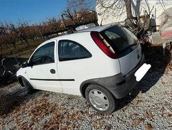 Bianco Usata 2002 Opel Corsa Due volumi | 1000 €