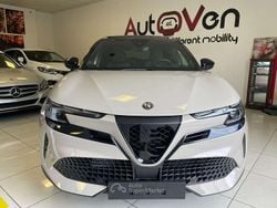 Beige Nuova 2025 Alfa Romeo Junior Edizione Speciale SUV | 29.850 € (Buon prezzo)