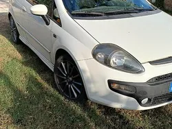 Usata 2010 Fiat Punto Sport Due volumi | 2750 € (Buon prezzo)
