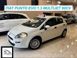 Bianco Usata 2017 Fiat Punto Tre volumi | 5450 € (Buon prezzo)