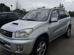 Other Usata 2004 Toyota RAV4 SUV | 2999 € (Buon prezzo)